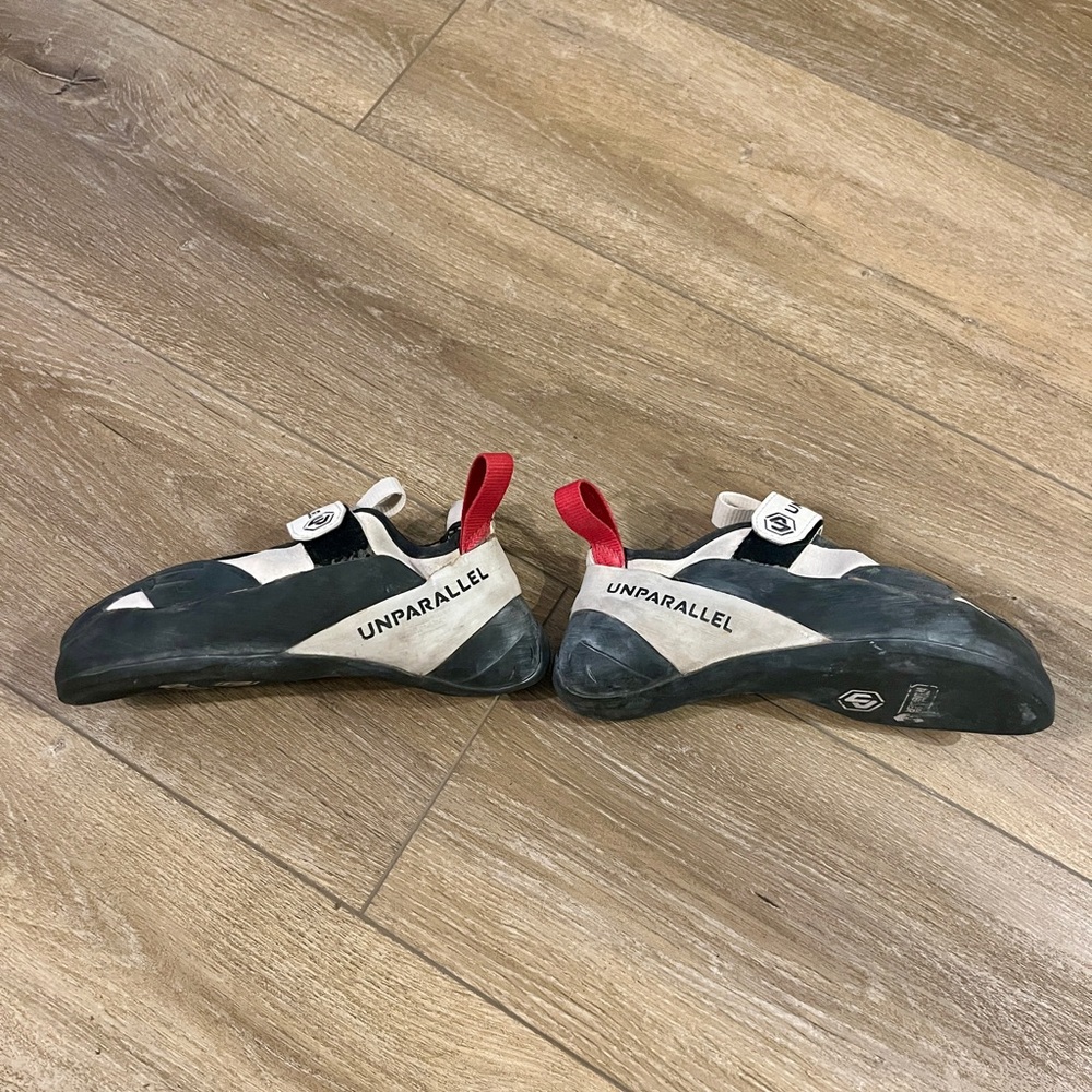 Unparallel Quibit Climbing Shoes - Picture 4 of 9